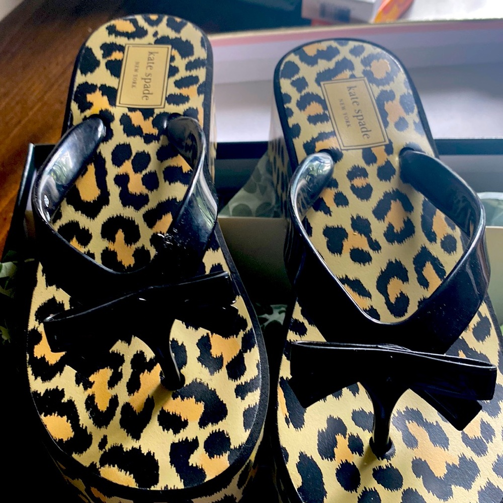 Kate spade leopard print wedge sandals size 6 NIB